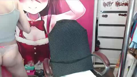 ValeriaXKiss online show from 05-18-26, 12:51
