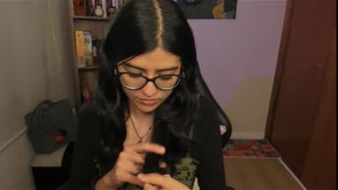 Snapshot of valerie__sky chatting on 02-03-26, 02:21 Val online show from 02-03-26, 02:21