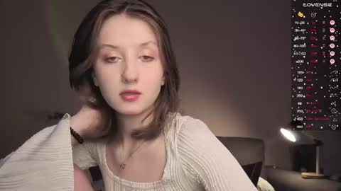 Snapshot of valerie_mooon chatting on 06-11-26, 07:01 Kristi moony online show from 06-11-26, 07:01