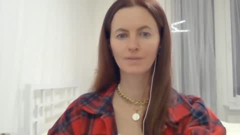valerie_rose777 online show from 12-01-24, 09:48