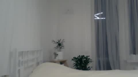 valerie_rose777 online show from 12-28-24, 06:50