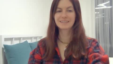 valerie_rose777 online show from 02-08-25, 09:57