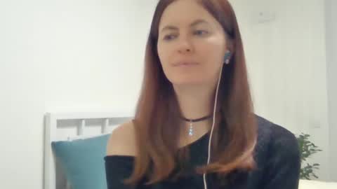 valerie_rose777 online show from 02-21-25, 07:21