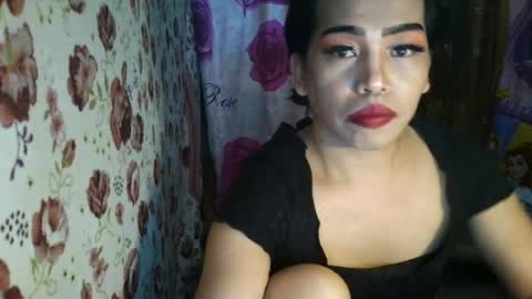Snapshot of valerie_sensual chatting on 07-14-26, 01:30 valerie_sensual online show from 07-14-26, 01:30