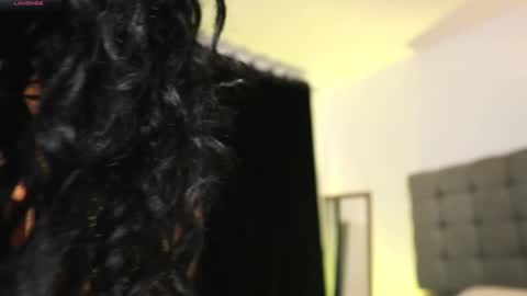 Snapshot of valeriebony chatting on 01-10-25, 07:04 Valerie Style3 online show from 01-10-25, 07:04