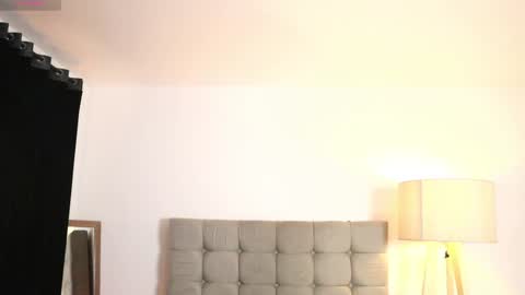 Snapshot of valeriebony chatting on 01-28-25, 03:47 Valerie Style3 online show from 01-28-25, 03:47