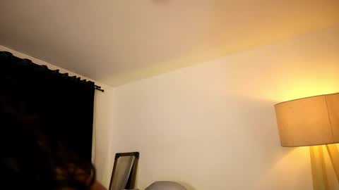 Snapshot of valeriebony chatting on 09-16-25, 03:51 Valerie Style3 online show from 09-16-25, 03:51