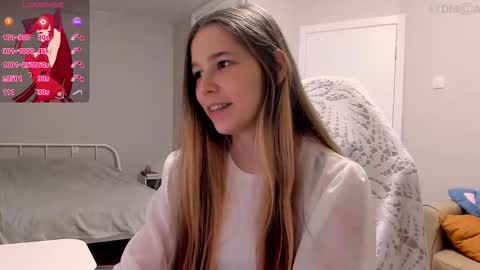 Snapshot of valeriebubbles chatting on 11-08-25, 09:13 Valerie online show from 11-08-25, 09:13