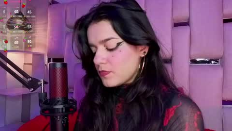 Snapshot of valeriekay_ chatting on 05-13-26, 02:36 Valeria online show from 05-13-26, 02:36