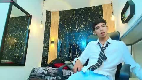 Snapshot of valerihot_1 chatting on 04-26-26, 02:53 VALERIO online show from 04-26-26, 02:53