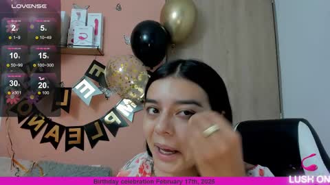 Snapshot of valerihouse chatting on 02-17-25, 09:52 Juli C online show from 02-17-25, 09:52