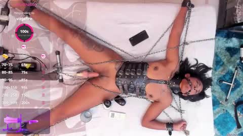 valeriix_ online show from 02-20-25, 06:46