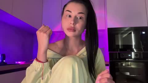 valeriiyaa online show from 07-21-26, 10:45