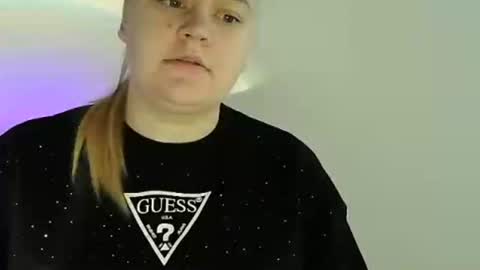 Snapshot of valerivane chatting on 12-02-25, 07:03 Valery online show from 12-02-25, 07:03