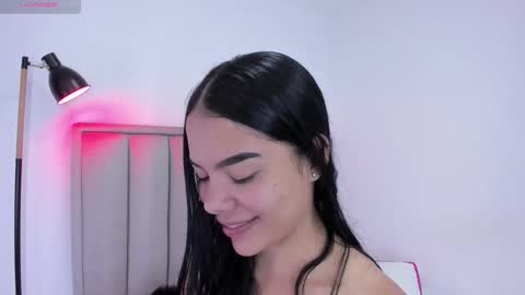 Snapshot of valery__nova chatting on 10-29-25, 01:30 Cris online show from 10-29-25, 01:30