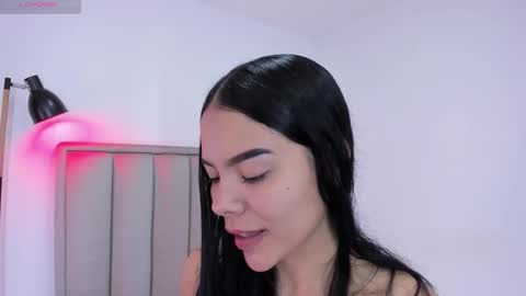 Snapshot of valery__nova chatting on 12-14-25, 11:59 Cris online show from 12-14-25, 11:59