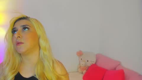 Snapshot of valery_kils chatting on 09-11-25, 12:00 VALERY online show from 09-11-25, 12:00