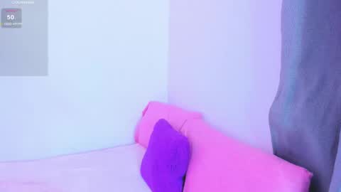 Snapshot of valery_kils chatting on 10-24-25, 02:30 VALERY online show from 10-24-25, 02:30