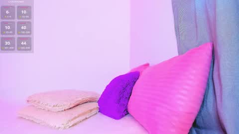 Snapshot of valery_kils chatting on 11-07-25, 11:10 VALERY online show from 11-07-25, 11:10