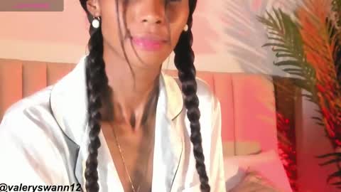 Valery swan1 online show from 02-07-25, 08:22