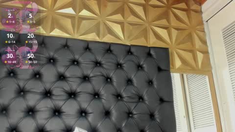 Snapshot of valery_villa_ chatting on 12-15-24, 12:07 Valery online show from 12-15-24, 12:07