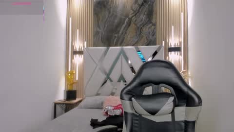 Val online show from 04-17-26, 12:08