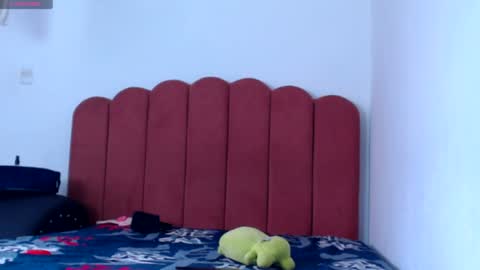 B V Naughty online show from 01-02-25, 05:18