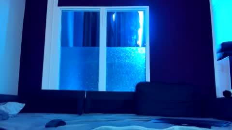 B V Naughty online show from 09-12-25, 08:25