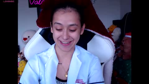 Snapshot of valerybaker1 chatting on 11-06-25, 05:36 B V Naughty online show from 11-06-25, 05:36