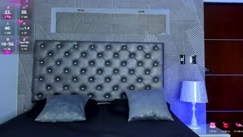 Snapshot of valerydiamond_ chatting on 05-15-26, 11:23 Valery online show from 05-15-26, 11:23