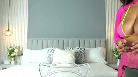 Carla online show from 10-25-25, 11:40