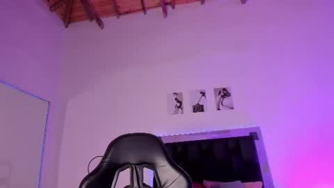 Snapshot of valeryts1 chatting on 07-20-26, 06:10 ValeryTs1 online show from 07-20-26, 06:10