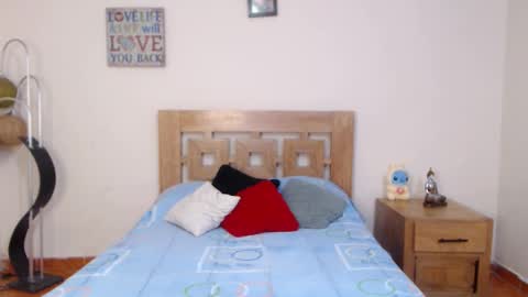 Sofia online show from 09-12-25, 10:10