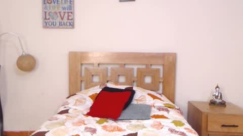 Sofia online show from 09-30-25, 10:04