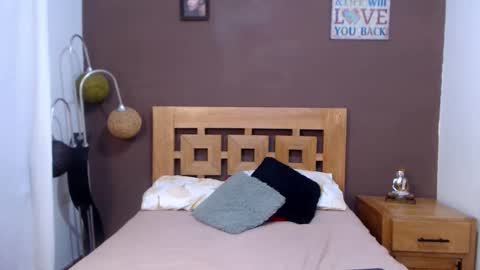 Sofia online show from 11-12-25, 11:47