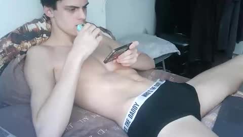 Snapshot of valesios chatting on 10-07-25, 07:05 valesios online show from 10-07-25, 07:05