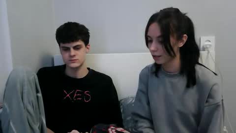 Snapshot of valesios chatting on 11-29-25, 02:42 valesios online show from 11-29-25, 02:42