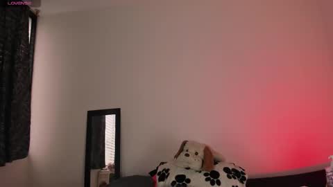 ValeStone  online show from 11-06-25, 09:37