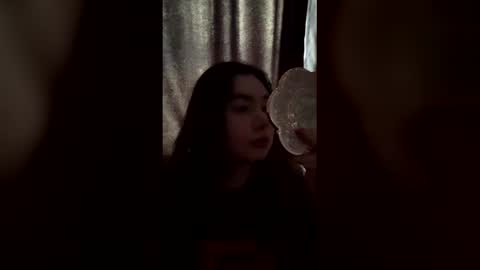 Snapshot of valevaweheart chatting on 03-12-26, 11:27 valevaweheart online show from 03-12-26, 11:27