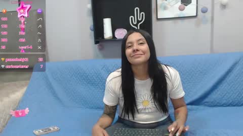 Snapshot of valevicious chatting on 01-31-25, 02:07 valevicious online show from 01-31-25, 02:07