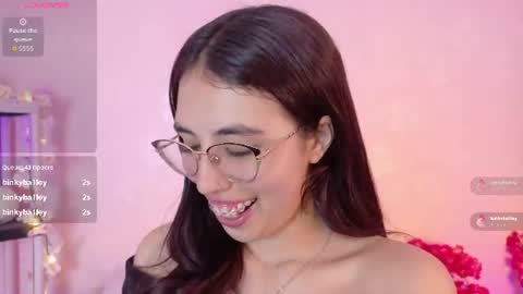 Snapshot of valk_diaz chatting on 06-14-26, 02:30 Valk online show from 06-14-26, 02:30