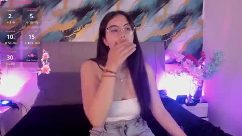 Snapshot of valk_diaz chatting on 06-28-26, 04:07 Valk online show from 06-28-26, 04:07