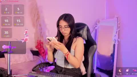 Snapshot of valk_diaz chatting on 07-16-26, 04:07 Valk online show from 07-16-26, 04:07