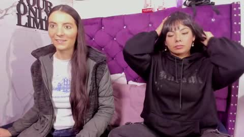 Snapshot of valkiria_and_dione chatting on 05-07-26, 01:38 Valkiria and Dione online show from 05-07-26, 01:38