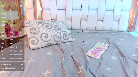 Valkiria moore  online show from 02-24-25, 10:47