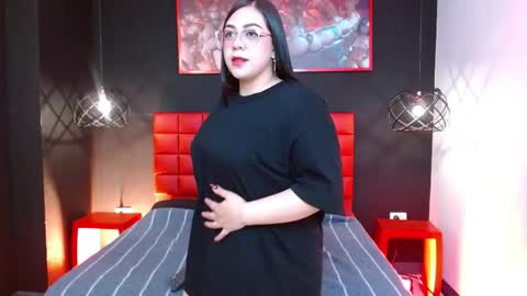 Valkirye  online show from 04-18-26, 11:14