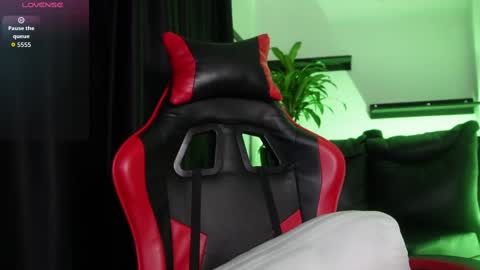 Valkyria  online show from 09-25-25, 08:45