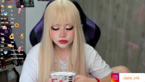 Snapshot of valkyrie_claire chatting on 12-31-24, 11:39 Valkyrie claire online show from 12-31-24, 11:39