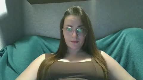 Snapshot of valleria21 chatting on 05-29-26, 08:29 valleria21 online show from 05-29-26, 08:29
