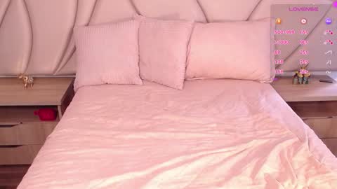 Vallery online show from 09-10-25, 06:52